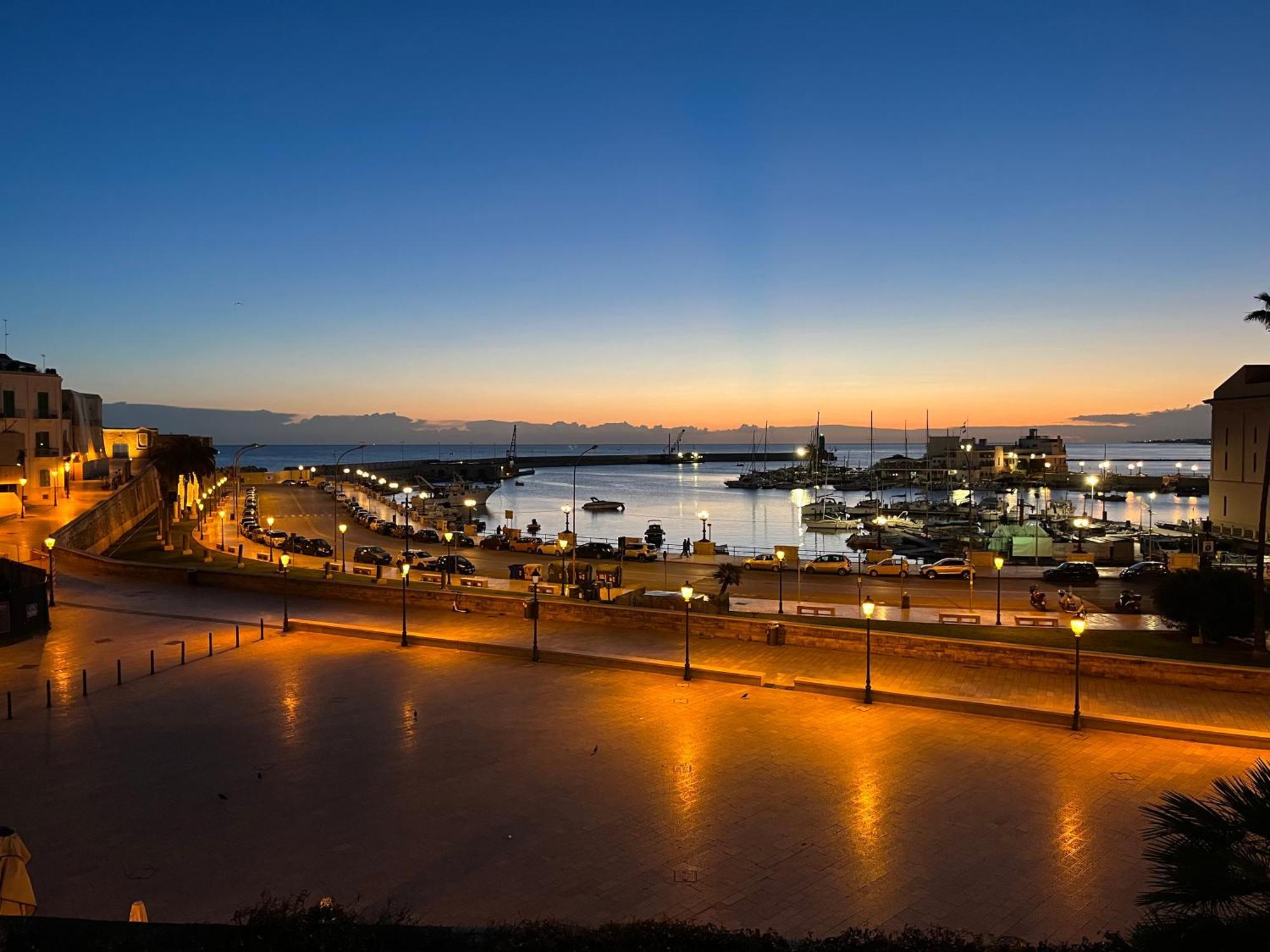 Una Finestra Sul Mare Bari Rom bilde